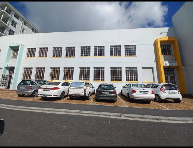 412M² OFFICE RENTED IN OBSERVATORY